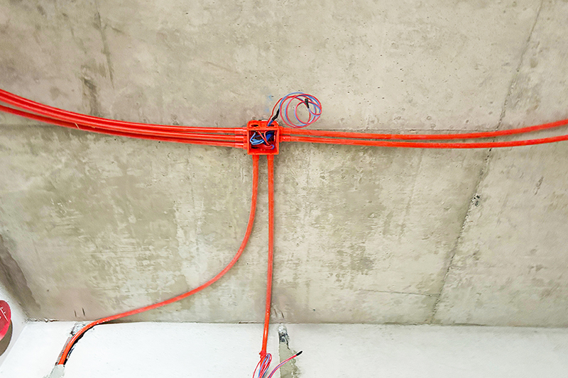 怎么區(qū)分電線的正負(fù)極？