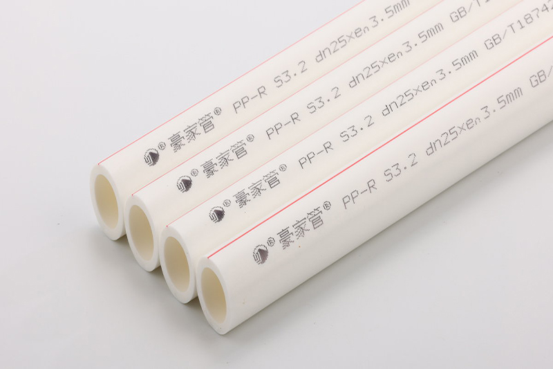 太陽能水管用什么材質(zhì)好？