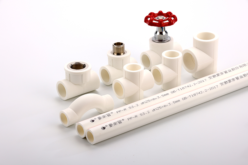 聚丁烯管材跟PPR管材有區(qū)別嗎？